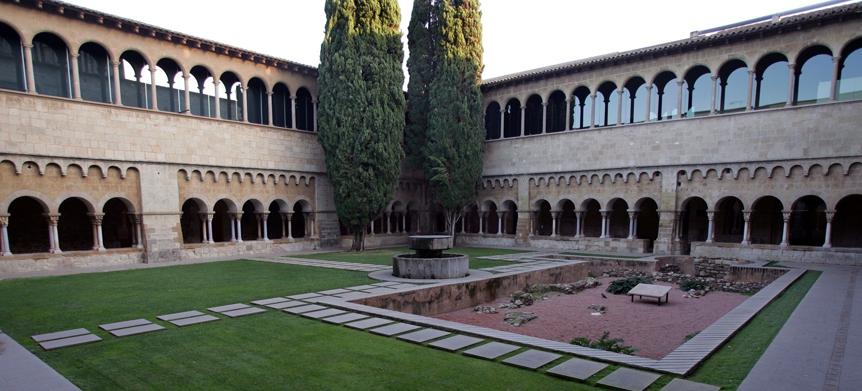 CLAUSTE DEL MONESTIR DE SANT CUGAT