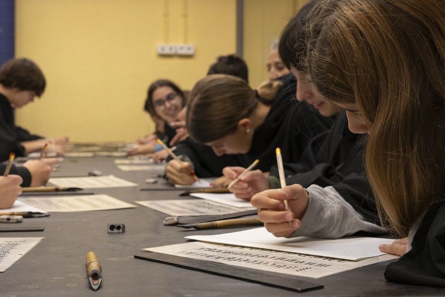 activitat escolar al monestir